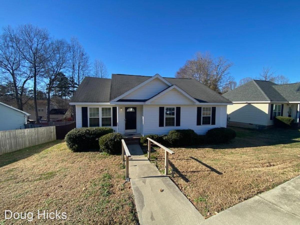 Pet- Friendly, & Close To Uptown Charlotte Exterior photo