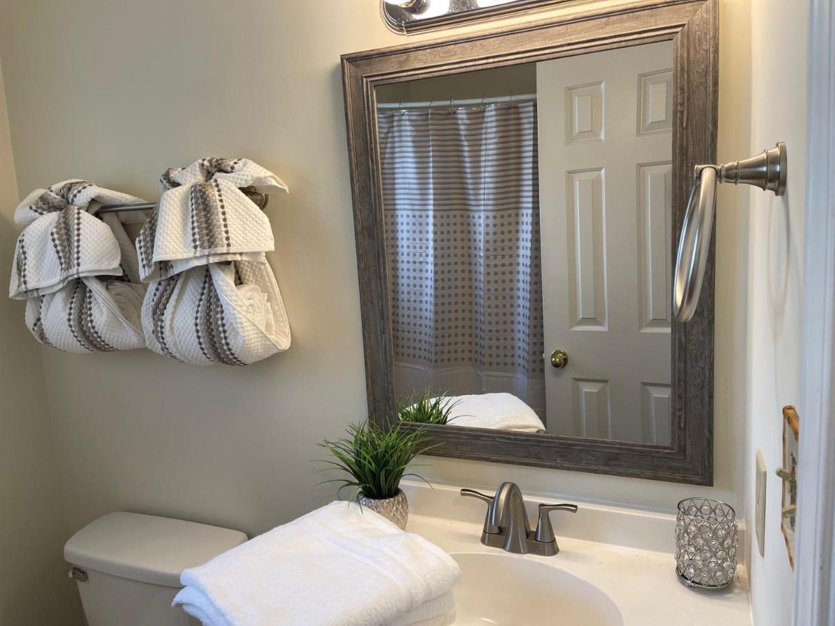 Pet- Friendly, & Close To Uptown Charlotte Exterior photo